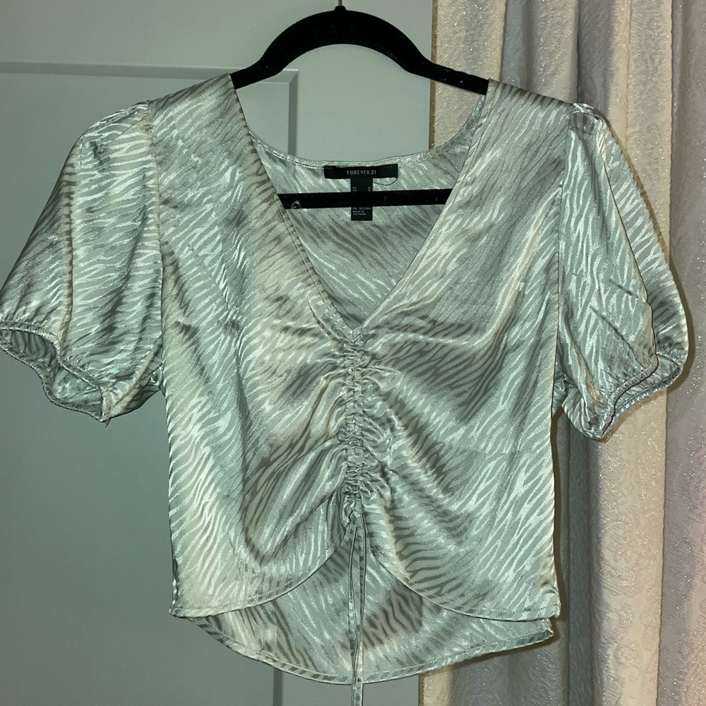 Forever 21 top! So cute